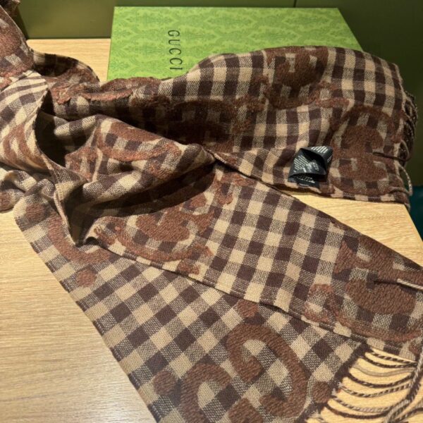 Gucci Big Logo Wool Scarf - Image 8