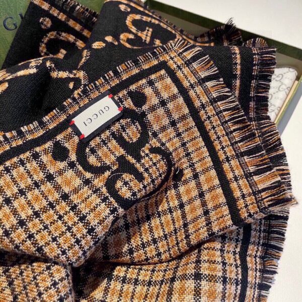 GUCCI wool and silk scarf - Image 5