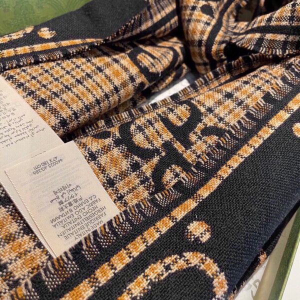 GUCCI wool and silk scarf - Image 8