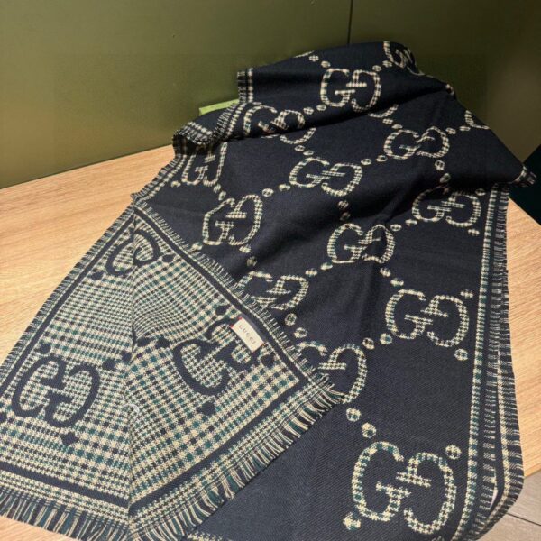 GUCCI wool and silk scarf - Image 5