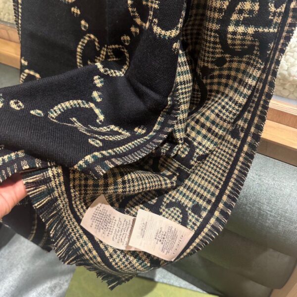 GUCCI wool and silk scarf - Image 8
