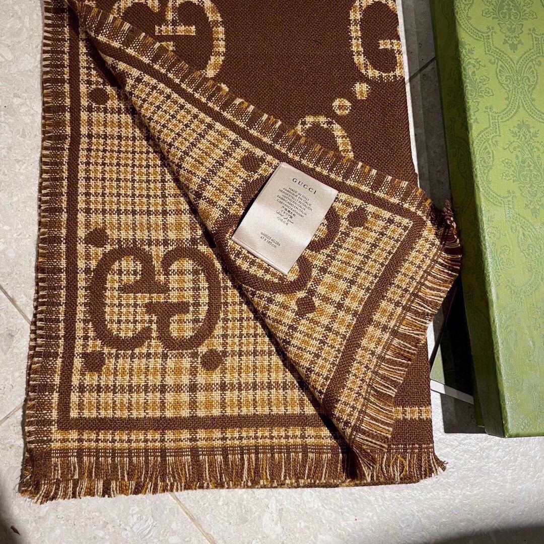 GUCCI wool and silk scarf - Image 2