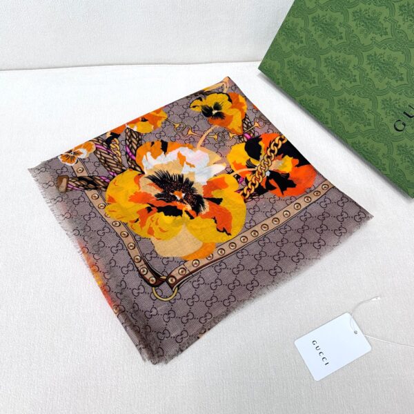 GUCCI floral print scarf