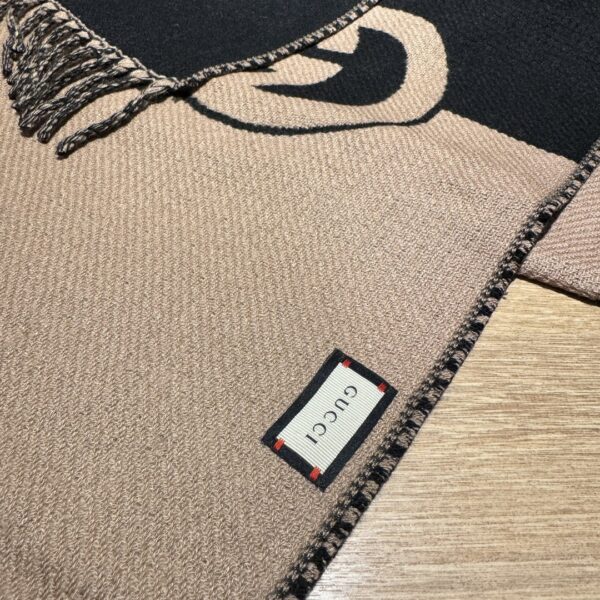 GUCCI Versatile Scarf - Image 6