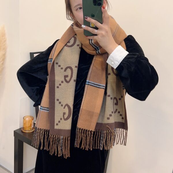 GUCCI double G cape, british plaid double-sided scarf