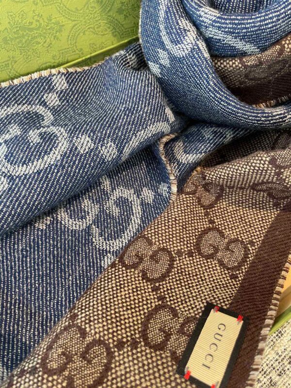 GUCCI jacquard double-sided scarf - Image 8