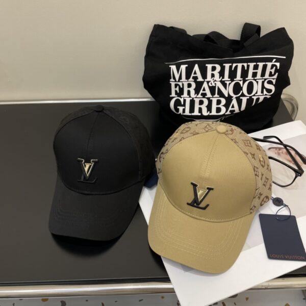 LV embroidered baseball cap - Image 8