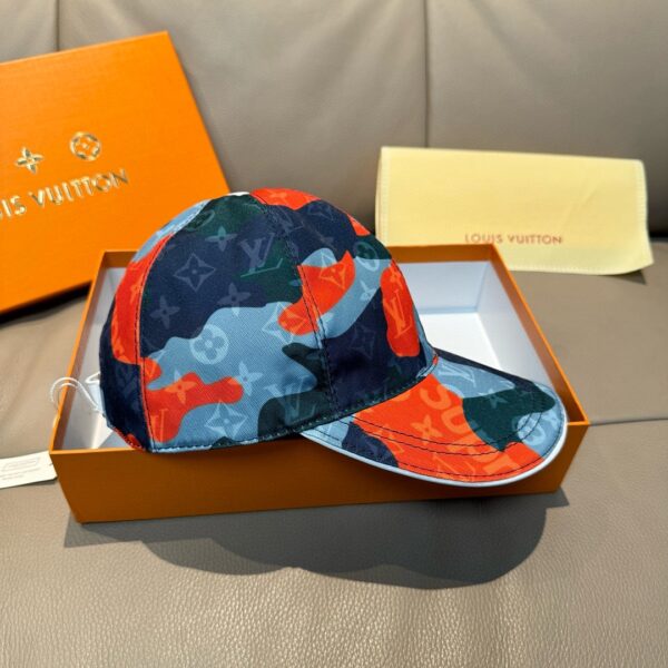 LV camouflage baseball cap - Image 3