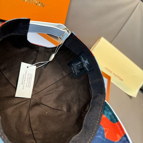 LV camouflage baseball cap - Image 6