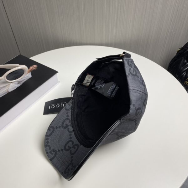 GUCCI casual baseball cap - Image 3