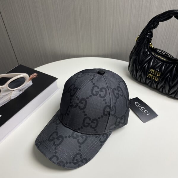 GUCCI casual baseball cap - Image 5