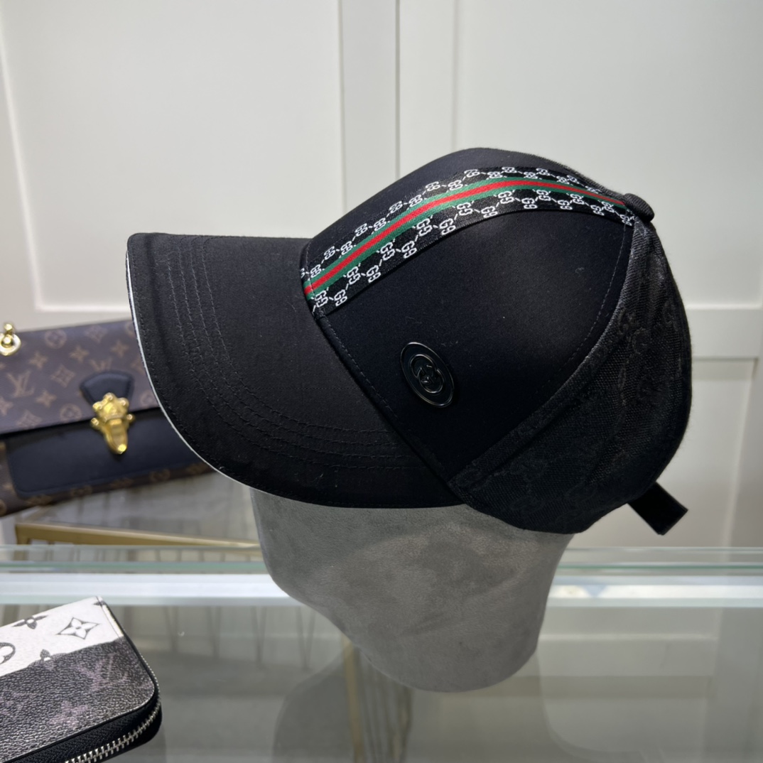 GUCCI baseball cap - Image 2