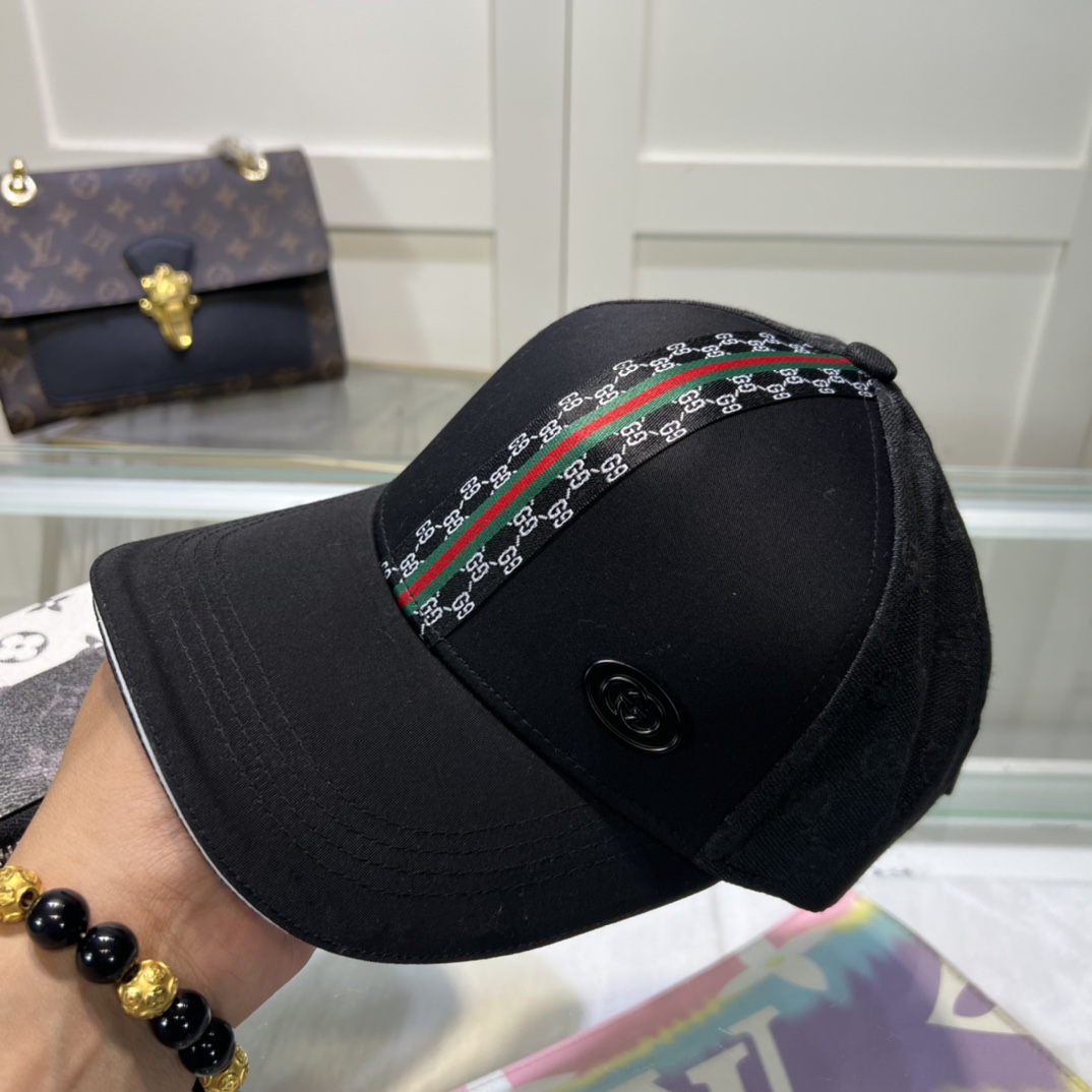 GUCCI baseball cap - Image 4
