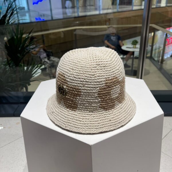 GUCCI knitted hat sun hat - Image 6
