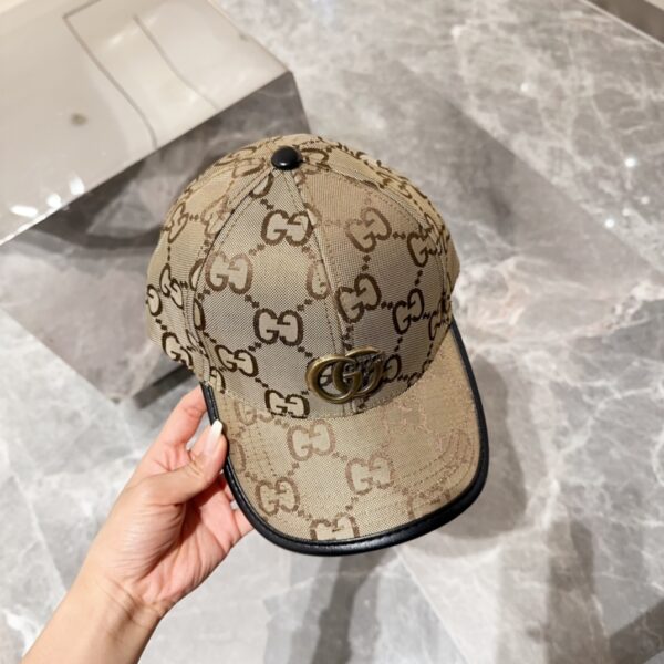 GUCCI baseball cap - Image 3