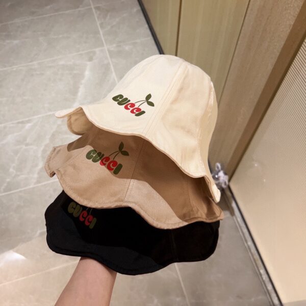 GUCCI fisherman hat - Image 8