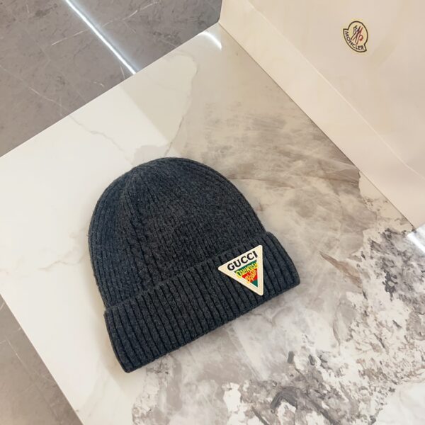 GUCCI velvet knitted yarn cap - Image 4
