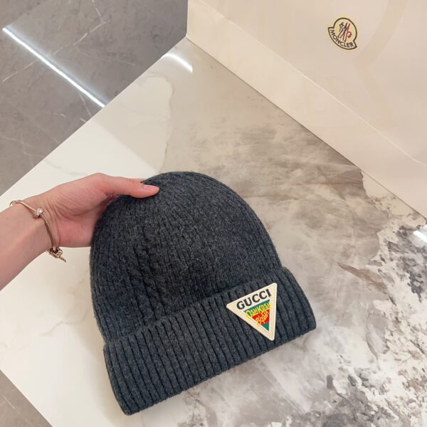 GUCCI velvet knitted yarn cap - Image 5