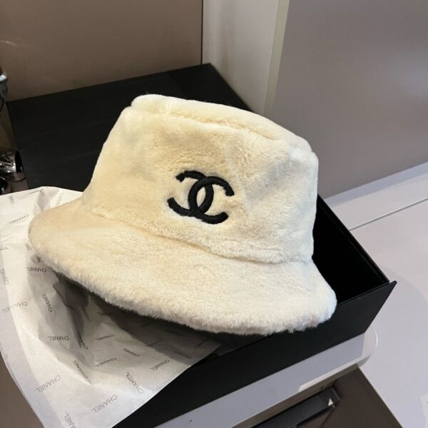 CHANEL minimally customized hat - Image 4