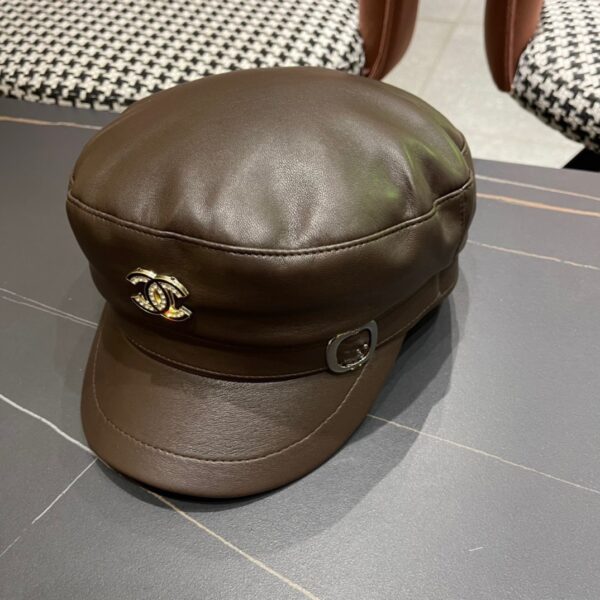 CHANEL beret - Image 2