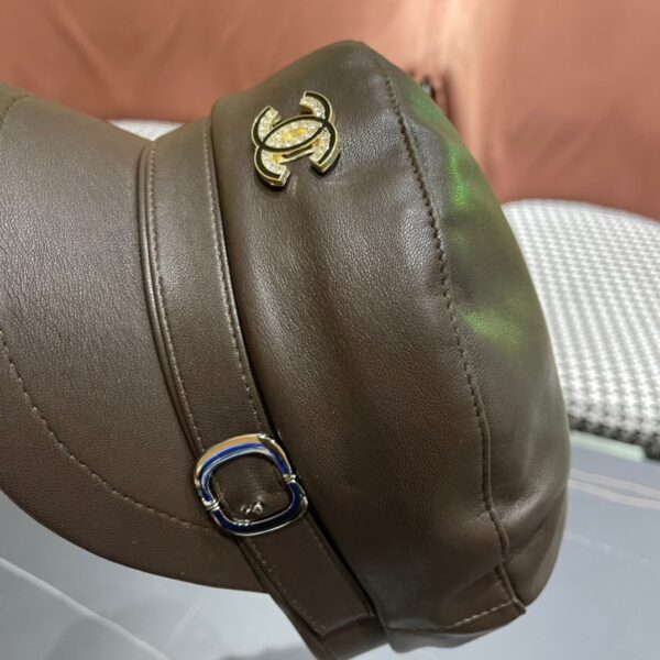 CHANEL beret - Image 3