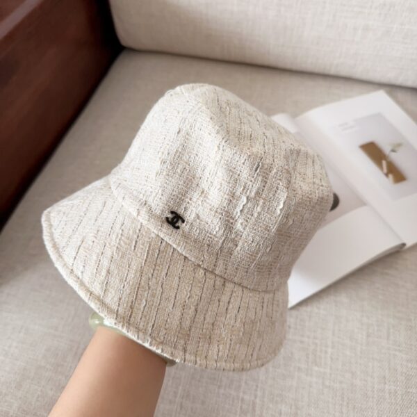 CHANEL weaving fisherman's hat - Image 3