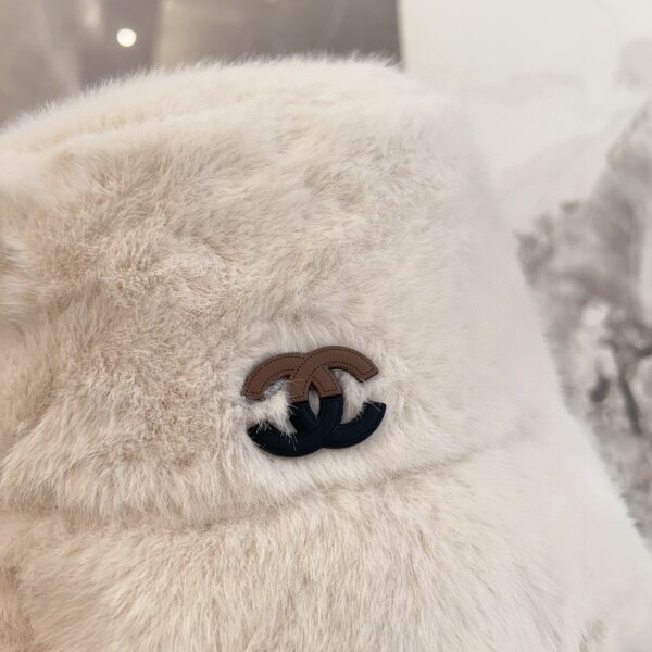 CHANEL fisherman hat - Image 7