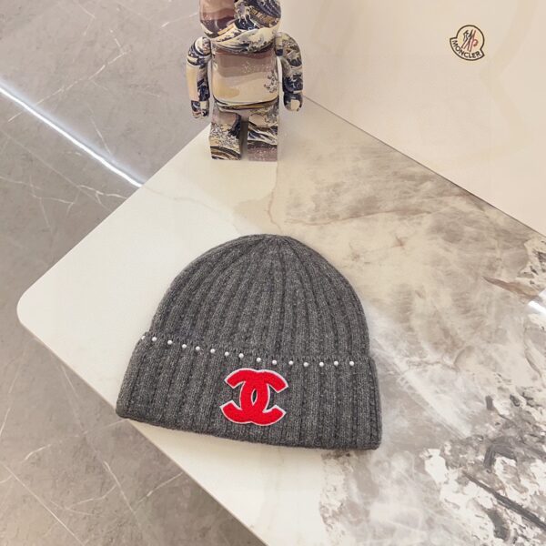 CHANEL rabbit hair knitted yarn cap