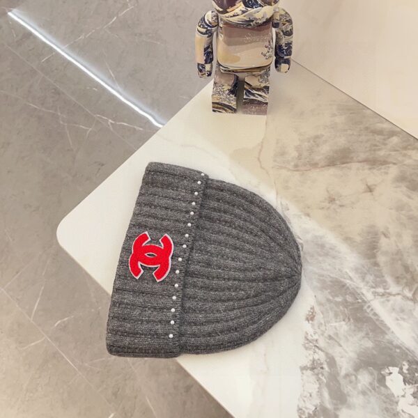 CHANEL rabbit hair knitted yarn cap - Image 5