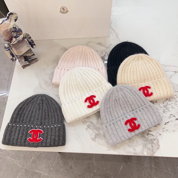 CHANEL rabbit hair knitted yarn cap - Image 8