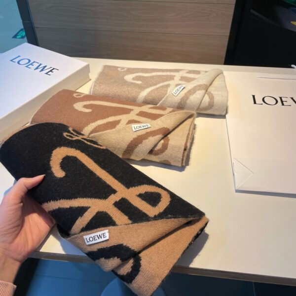 LOEWE cashmere jacquard scarf - Image 2