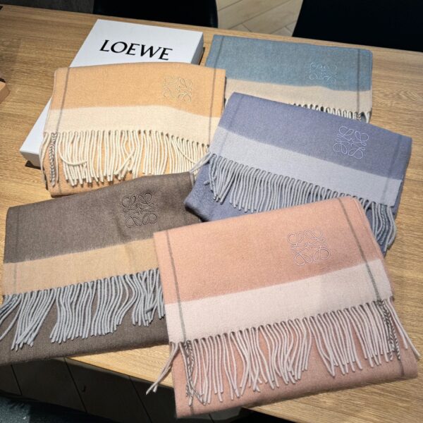 LOEWE cashmere scarf - Image 7
