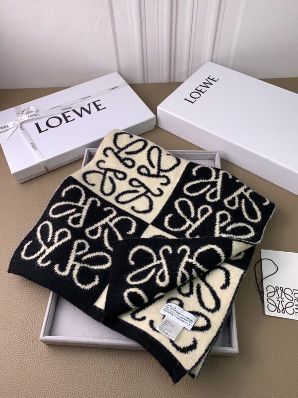 LOEWE cashmere Jacquard Scarf