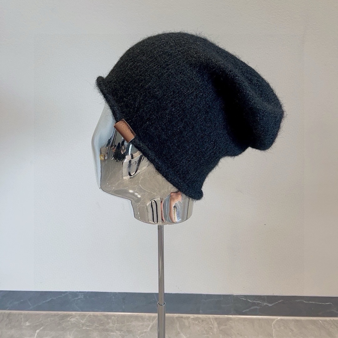 LOEWE hip hop style knitted hat