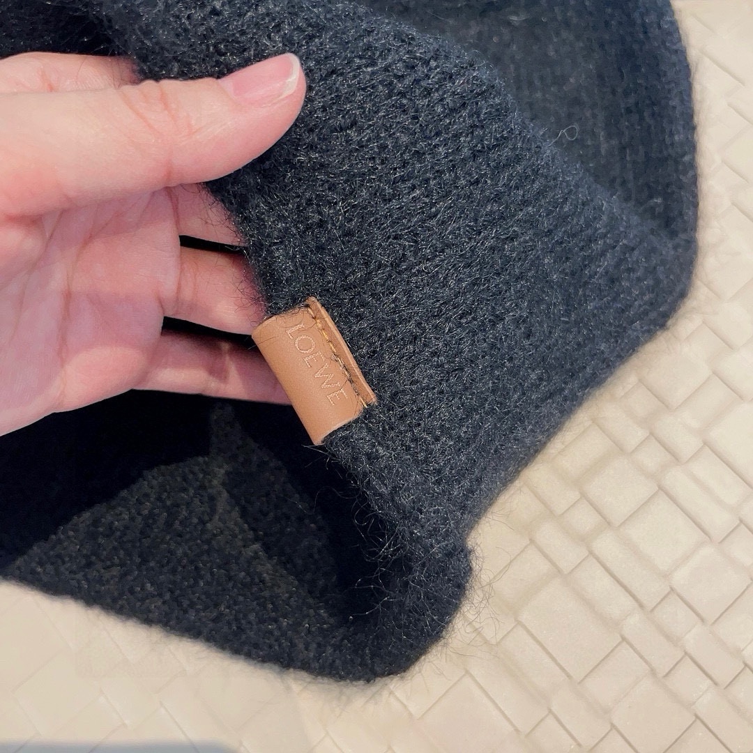 LOEWE hip hop style knitted hat - Image 5