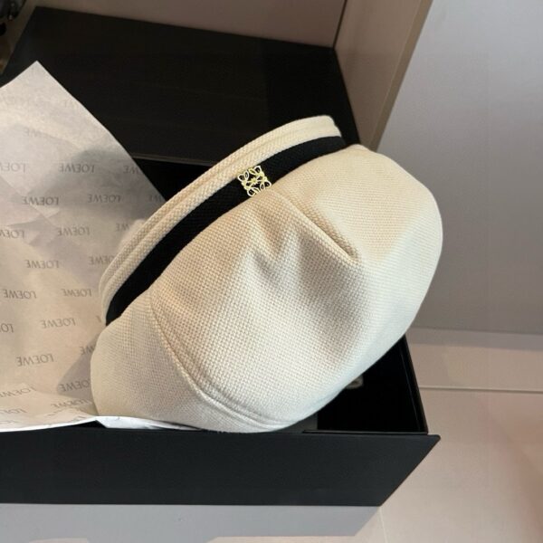 LOEWE new beret - Image 4