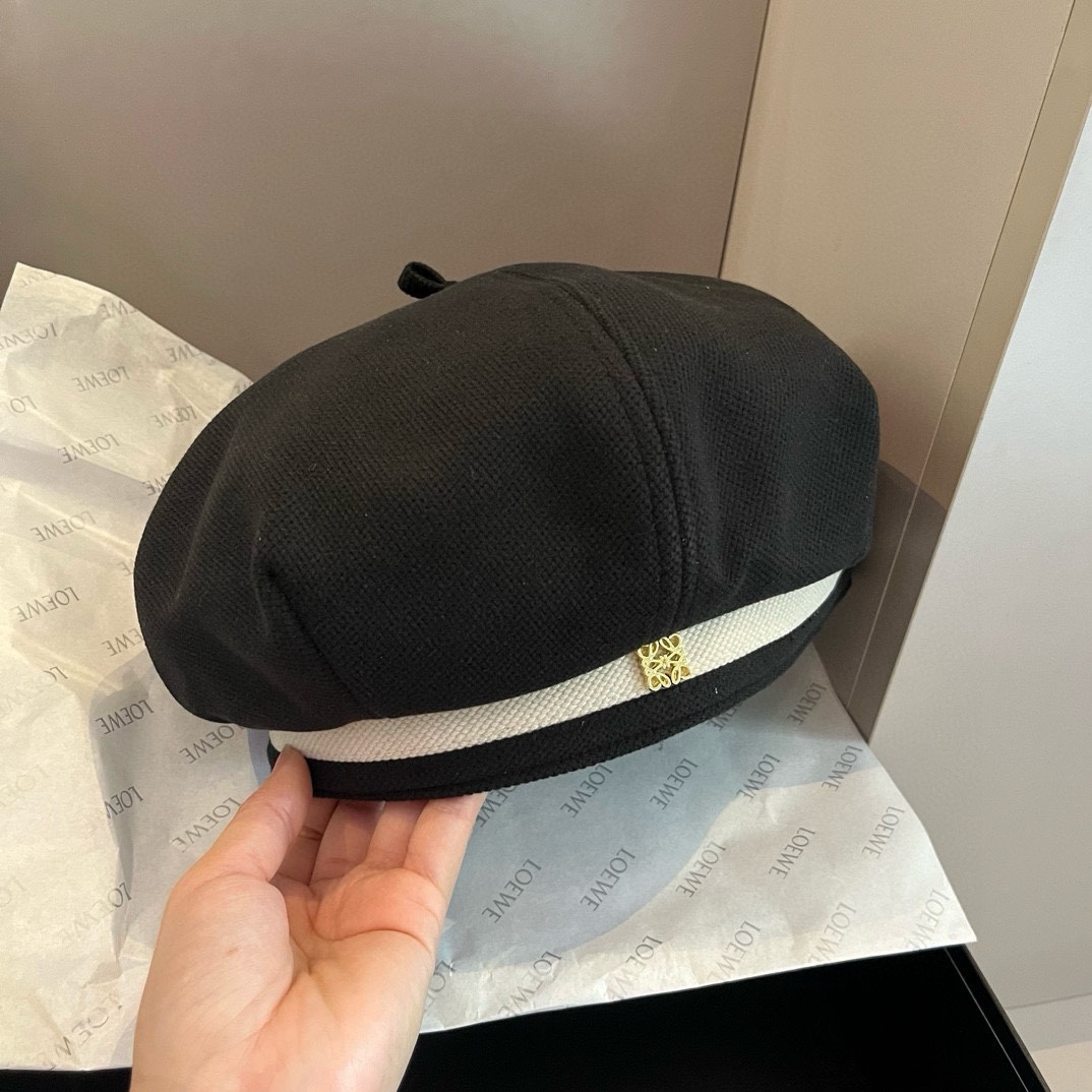 LOEWE new beret