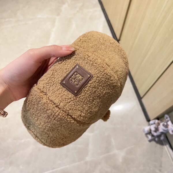LOEWE lambhair octagonal beret - Image 2