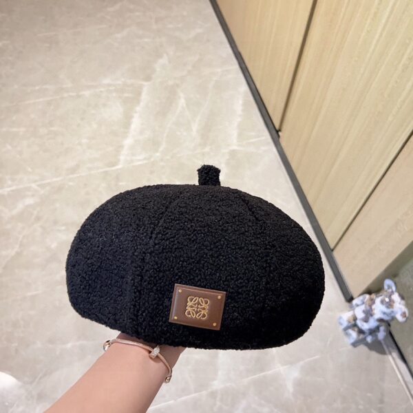 LOEWE lambhair octagonal beret