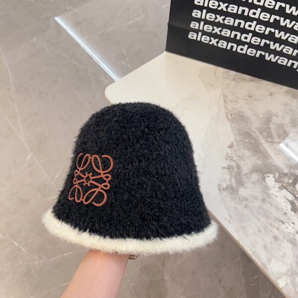 LOEWE color blocked plush fisherman hat - Image 2