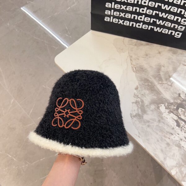 LOEWE color blocked plush fisherman hat - Image 3