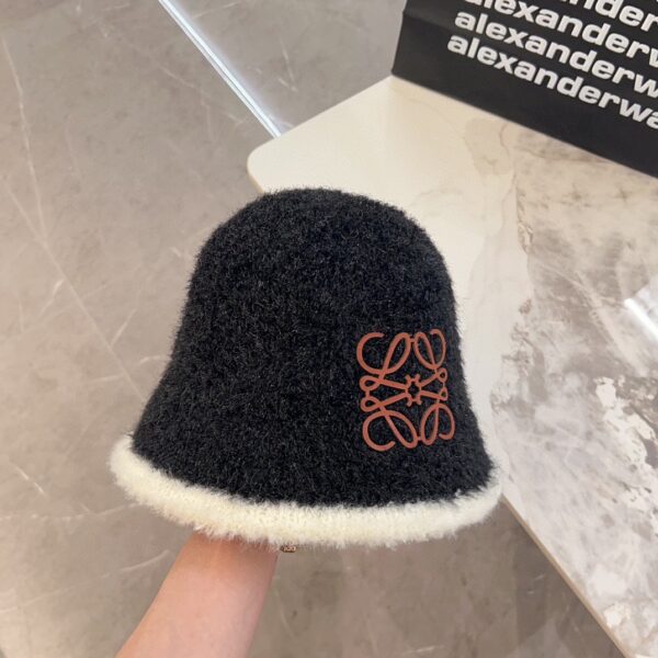 LOEWE color blocked plush fisherman hat - Image 4