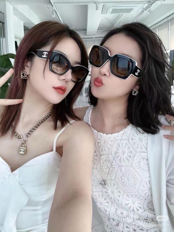 CHANEL Fashionable, Classic, and Versatile Sunglasses - Image 2