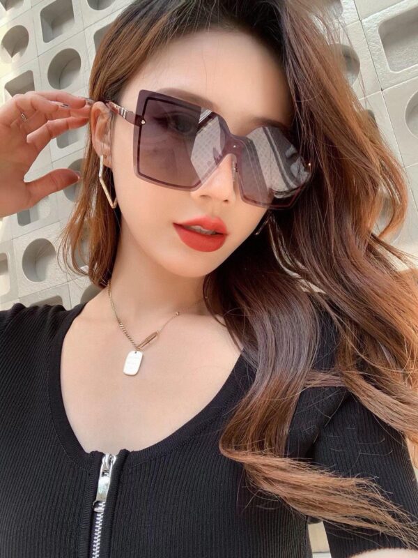 CHANEL Box Sunglasses - Image 3