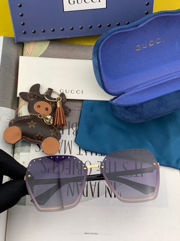 CHANEL Rimless Sunglasses - Image 5