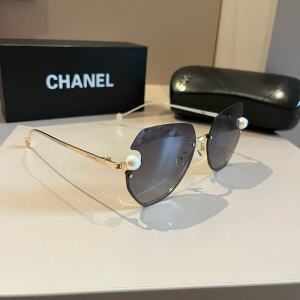 Chanel Pearl Sun Sunglasses - Image 2