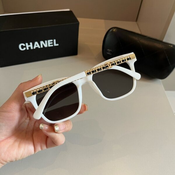 Chanel Large box sunglasses - Image 5