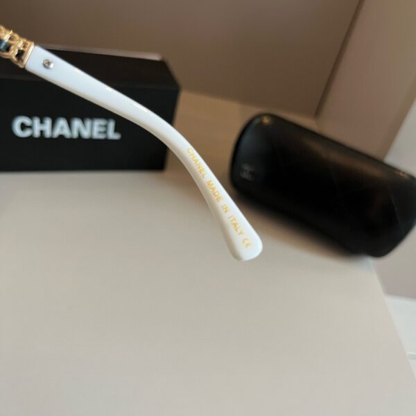 Chanel Large box sunglasses - Image 8