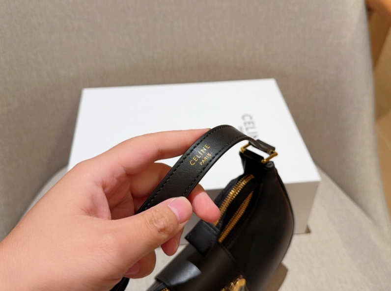 Celine Triomphe Classic Old Flower AVA Triumphal Arch Crescent Bag Single Shoulder Underarm Handbag - Image 5