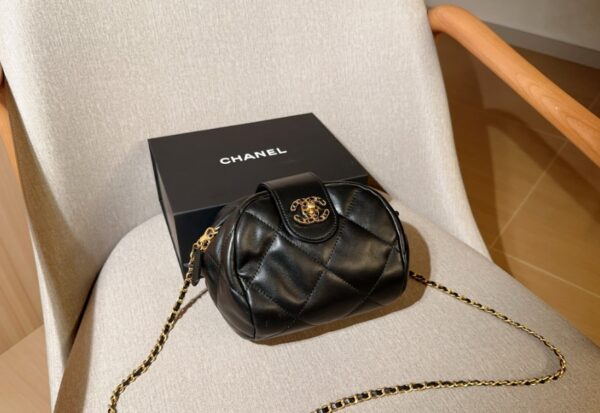 CHANEL Mini Bracelet Shoulder Bag